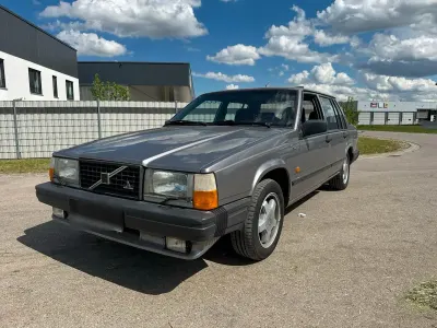 Occasion Volvo 740 155 ch (114 kW) 1987 Gris Berline