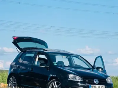 Gebraucht VW Golf V 105 PS (77 kW) 2008 Schwarz Kleinwagen