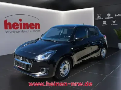 Usata Suzuki Swift Comfort 83 CV (61 kW) 2023 Nero Utilitaria