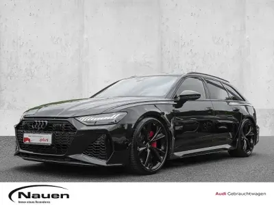 Gebraucht Audi RS6 Comfort 600 PS (441 kW) 2021 Mythosschwarz metallic Kombi