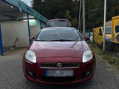 Gebraucht Fiat Bravo 90 PS (66 kW) 2007 Rot Kleinwagen