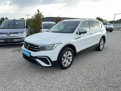 Gebraucht VW Tiguan Allspace Life 150 PS (110 kW) 2023 Pure white SUV