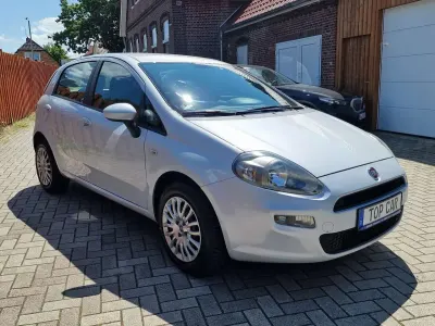 Begagnad Fiat Punto Easy 69 HK (50 kW) 2012 Vit Halvkombi