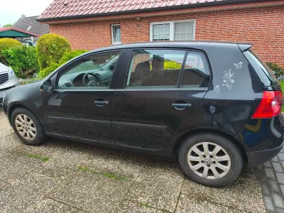 Gebraucht VW Golf IV Trendline 75 PS (55 kW) 2004 Schwarz Limousine