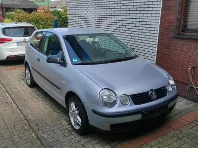 Gebraucht VW Polo 54 PS (39 kW) 2003 Silber Kleinwagen