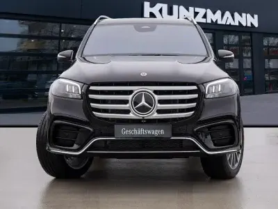 Używany Mercedes GLS580 AMG 517 KM (380 kW) 2026 Czarny SUV