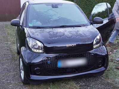 Schwarz Gebraucht 2021 Smart ForTwo Coupé Coupé | 10.400 € (Fairer Preis)