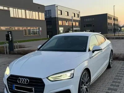 Gebraucht Audi A5 Sportback S-Line 190 PS (139 kW) 2019 Weiß Kleinwagen