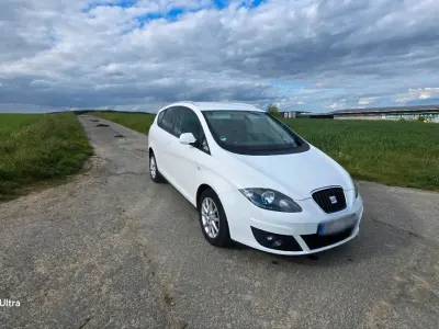 Gebraucht Seat Altea XL 160 PS (117 kW) 2009 Weiß Van / Kleinbus