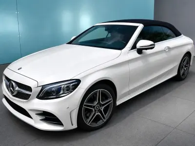 Gebraucht Mercedes C300 AMG 258 PS (189 kW) 2018 Weiß Cabrio