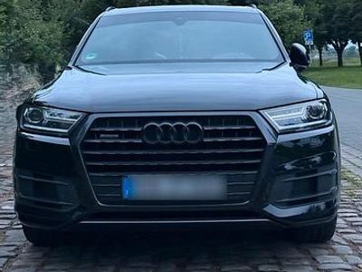 Gebraucht Audi Q7 Ambiente 325 PS (239 kW) 2016 Schwarz SUV