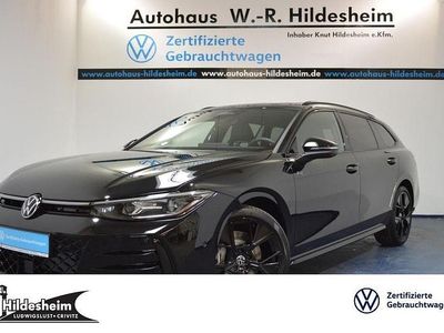 Gebraucht VW Passat R-line 193 PS (141 kW) 2025 Schwarz Kombi