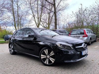 Gebraucht Mercedes A200 Edition 136 PS (100 kW) 2016 Schwarz Limousine
