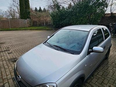 Second-hand Opel Corsa Njoy 58 CP (42 kW) 2003 Gri Hatchback