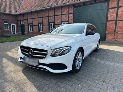 gebraucht Mercedes E220 d T Autom. - 9G