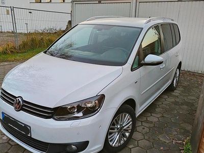Gebraucht VW Touran 140 PS (102 kW) 2014 Weiß Van / Kleinbus