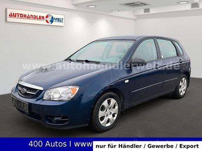 Begagnad Kia Cerato LX 105 HK (77 kW) 2006 Blå Sedan