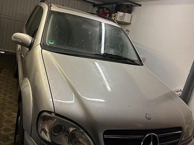 Gebraucht Mercedes ML400 320 PS (235 kW) 2003 Silber SUV