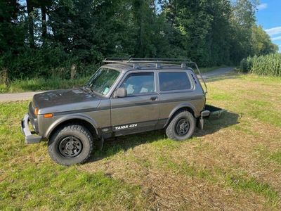 Lada Urban