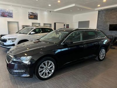 Gebraucht Skoda Superb 150 PS (110 kW) 2021 Schwarz Kombi