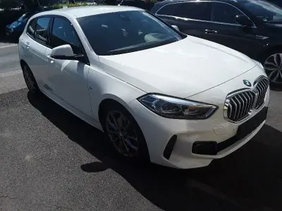 Gebraucht BMW 120 M Sport 190 PS (139 kW) 2021 Weiß Kleinwagen