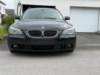 Gebraucht BMW 520 163 PS (119 kW) 2007 Schwarz Kombi