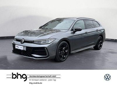 Gebraucht VW Passat R-line 150 PS (110 kW) 2025 Grau Kombi