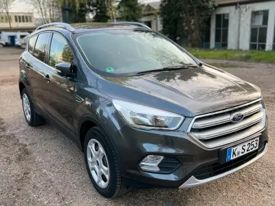 Używany Ford Kuga 150 KM (110 kW) 2017 Szary SUV