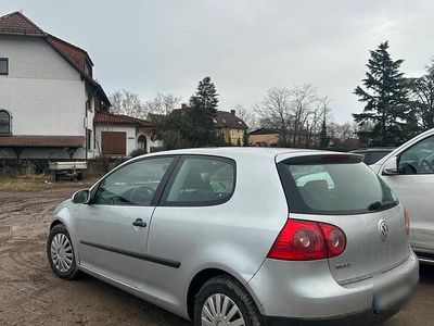 Gebraucht VW Golf V 90 PS (66 kW) 2004 Silber Kleinwagen