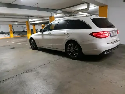 Second-hand Mercedes C220