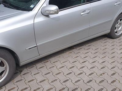 Mercedes E220