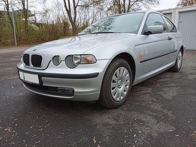 Second-hand BMW 316 116 CP (85 kW) 2004 Argintiu Berlinǎ
