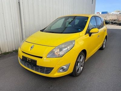 Gebraucht Renault Grand Scénic III Luxe 131 PS (96 kW) 2009 Weiß Van / Kleinbus