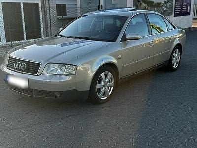 Begagnad Audi A6 155 HK (114 kW) 2002 Guld Sedan