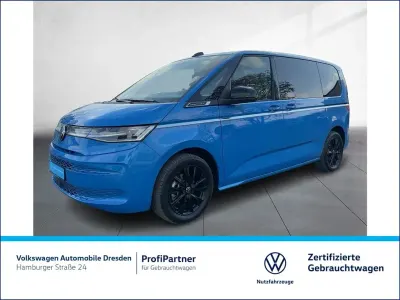 Usata VW T7 Style 150 CV (110 kW) 2025 Blu Furgone