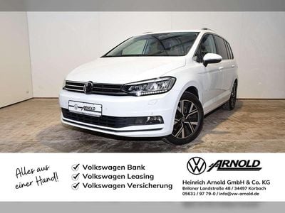 Pure white Gebraucht 2022 VW Touran Highline Van / Kleinbus | 27.990 € (Fairer Preis)