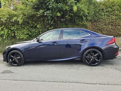 Lexus IS300h