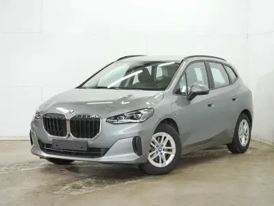 Gebraucht BMW 225 Active Tourer 245 PS (180 kW) 2024 Grau Van / Kleinbus