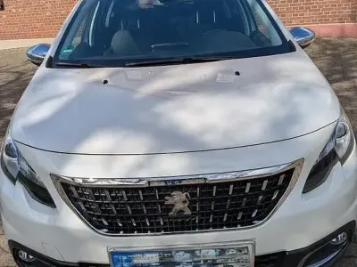 Gebraucht Peugeot 2008 Crossway 131 PS (96 kW) 2018 Weiß SUV
