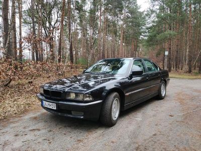 BMW 728