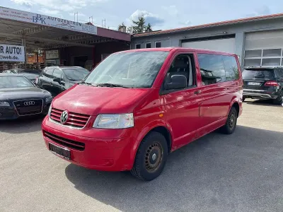Używany VW Transporter 131 KM (96 kW) 2005 Czerwony Van