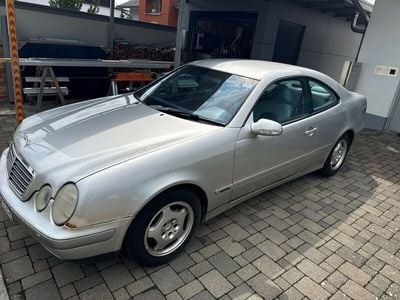 Mercedes 200