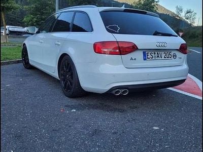 Gebraucht Audi A4 150 PS (110 kW) 2015 Weiß Kombi