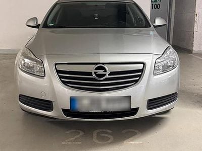Second-hand Opel Insignia 116 CP (85 kW) 2010 Gri Berlinǎ