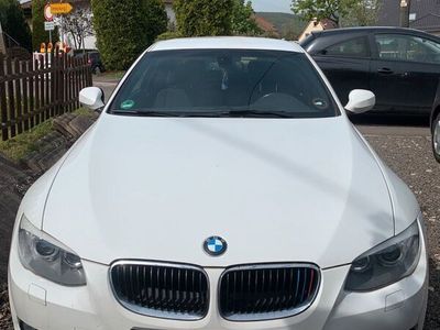 gebraucht BMW 318 i Weiß