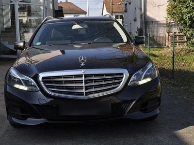 Gebraucht Mercedes E350 258 PS (189 kW) 2014 Schwarz Limousine
