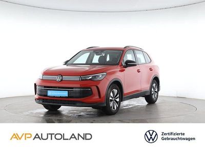 Gebraucht VW Tiguan Goal 150 PS (110 kW) 2024 Persimmon red SUV