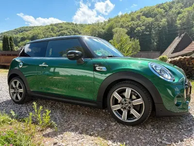 Second-hand Mini Cooper S 192 CP (141 kW) 2019 Verde Hatchback