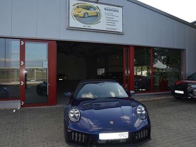 Gebraucht Porsche 992 541 PS (397 kW) 2025 Enzianblaumetallic Cabrio