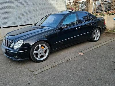 Gebraucht Mercedes E320 Avantgarde 224 PS (164 kW) 2002 Schwarz Limousine